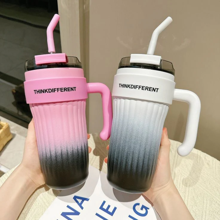 780ml Stainless Steel Tumbler | Insulated Travel Mug for Hot & Cold Drinks